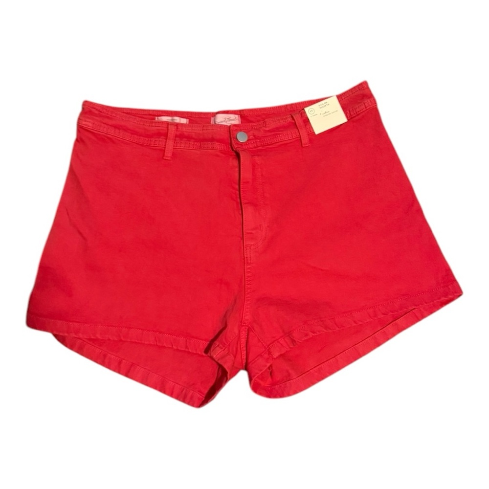 🍓NWT! 🍓 Women's Red Shorts